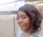 Dating Woman Togo to Cretienne  : Delphine , 40 years